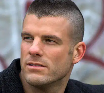 9大短寸发型演绎最帅型男范