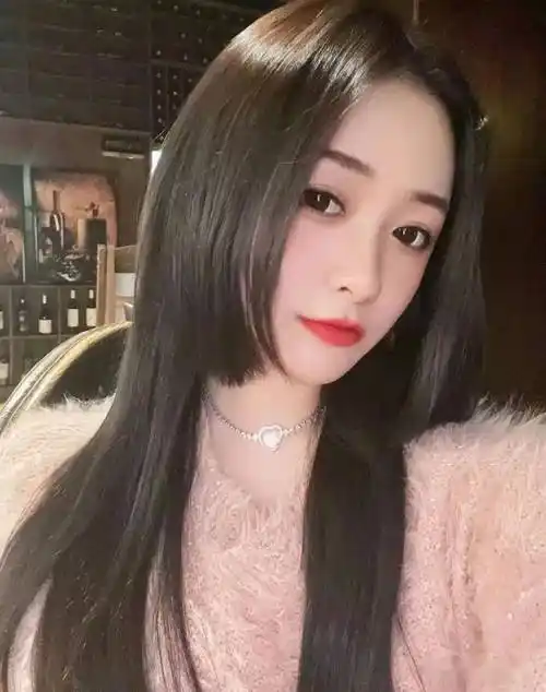 "乖乖女公主切",可盐又可甜._发型_中国_形象