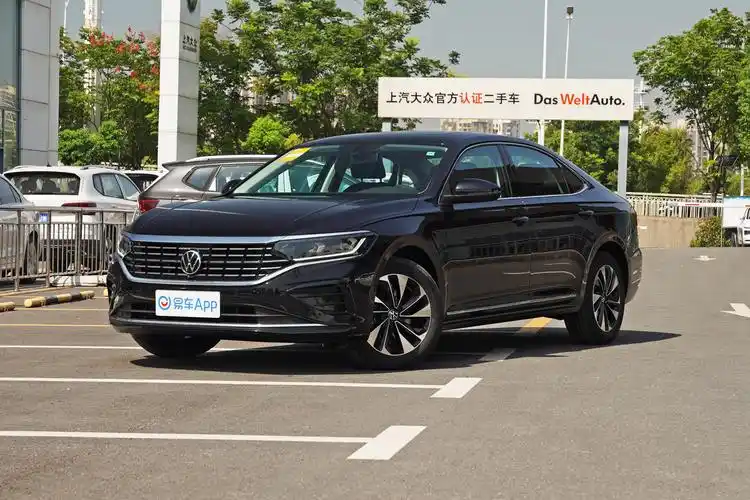 2022款 帕萨特 280tsi 精英版外观