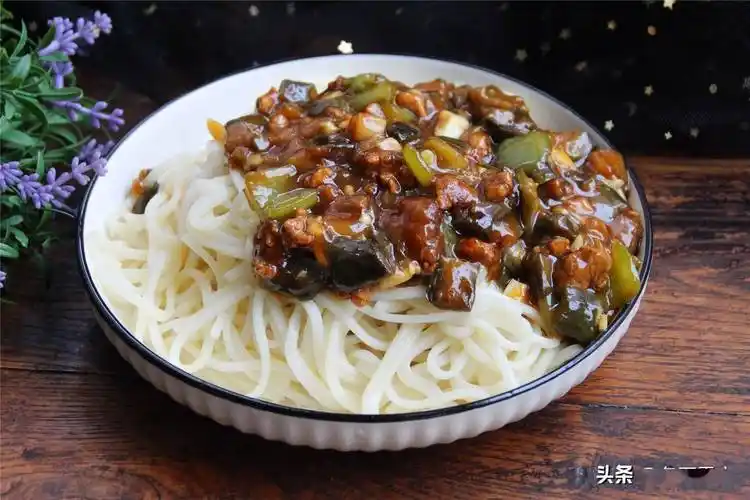 6道夏季面条做法,让你爱不释口,凉爽开胃,解暑降温,易消化