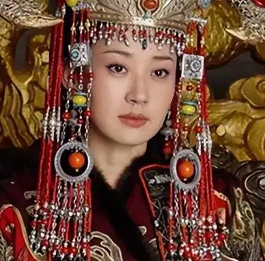 三,孝庄太后真实的容貌那时候的布木布泰还对自己的幸福生活充满了