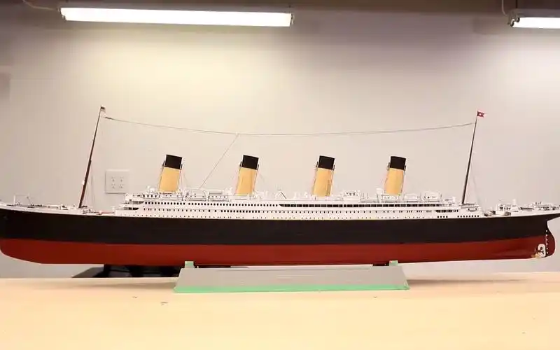 小号手 1/200 rms titanic 泰坦尼克号模型成品欣赏