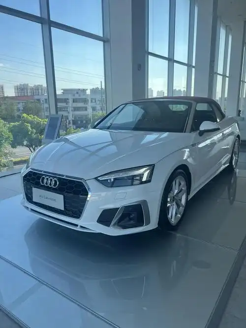 小姐姐都喜欢两门a5敞篷轿跑 颜值绝美_奥迪a5社区_易车社区