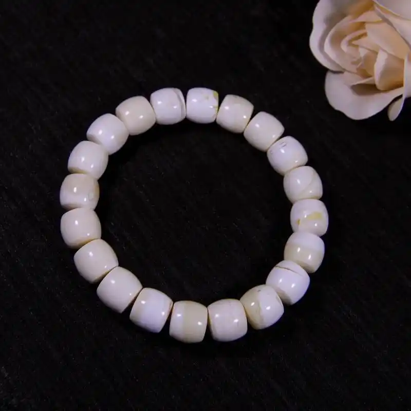 蜜蜡瓷白直切手串.瓷白直切手串,难得大尺寸.蜡质瓷实醇厚, - 抖音