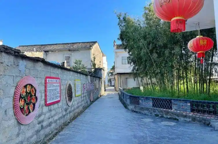 文明村镇徽州区岩寺镇丰乐河畔蔬绘美丽乡村