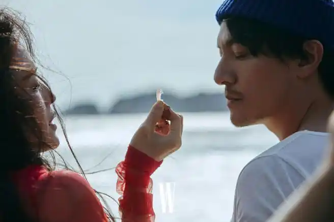 张震超话比海更深的最好的时光@舒淇@張震#是枝裕和镜头里的张震舒淇