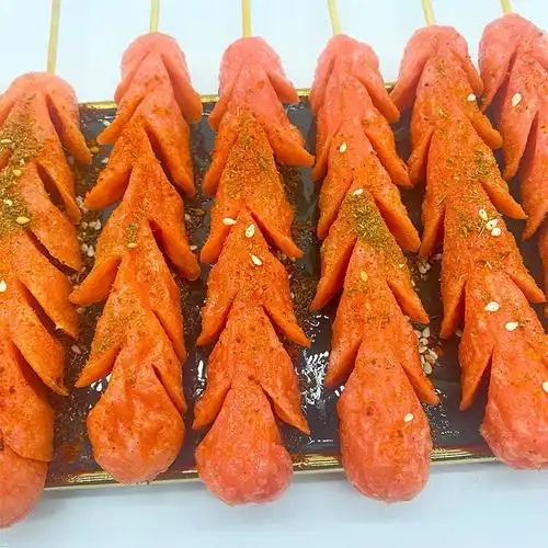 路边摊烤肠油炸香肠烧烤淀粉肠煎烤肠鸡肉火腿肠铁板油炸面肠批发