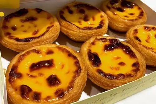 安德鲁蛋挞是澳门葡式蛋挞的起源,有好几家分店,不过如果想看看第一家