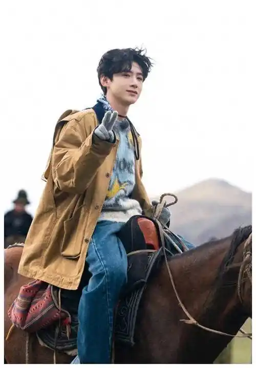 怀柔王子——白敬亭,迷倒万千少女,受人喜爱._青春_电视剧_中国