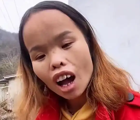 江西第一丑女网红 江西女子一丑成名(2)