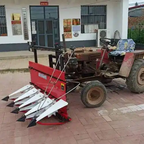 芝麻玉米杆收割机小四轮带玉米草割草机燕麦谷子放片机