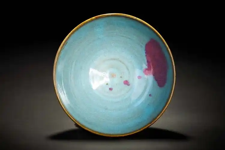 宋代钧窑钧釉大钵