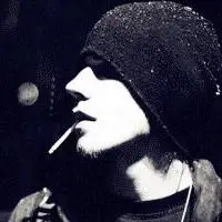 qq男生抽烟伤感头像深沉的伤感男生抽烟qq头像