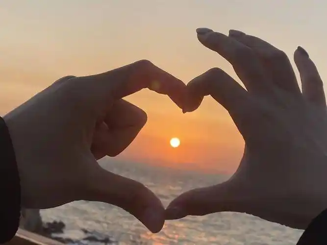 向新的星辰大海出发心中有梦 眼中有光我们继续与爱同行走过2021年的