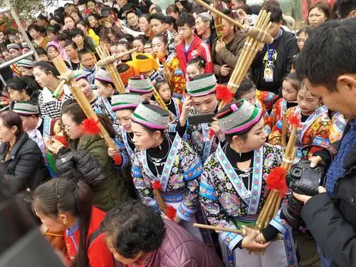 安顺西门跳花节盛况