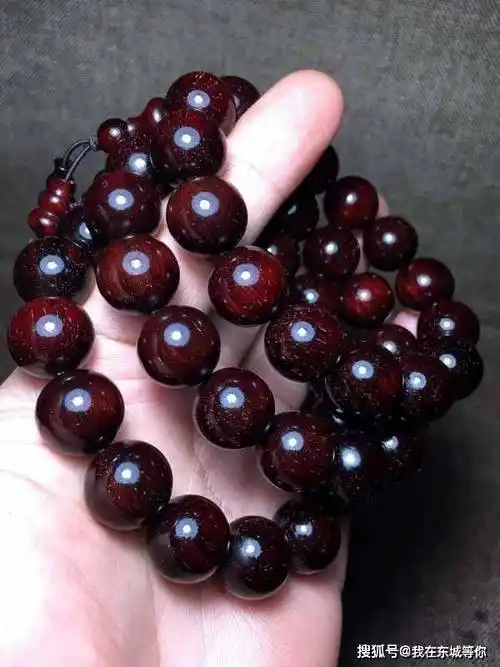 如何选到靠谱的小叶紫檀手串
