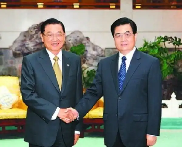 胡锦涛总书记会见台湾海基会董事长江丙坤