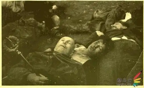 墨索里尼横死惨象