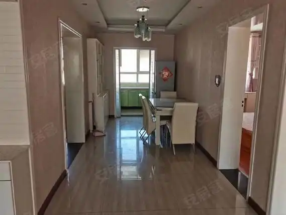 喀什喀什市喀什城区东城花园喀什市东城区南园花(五楼,非顶楼)出租