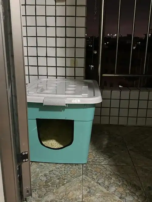 收纳箱猫砂盆