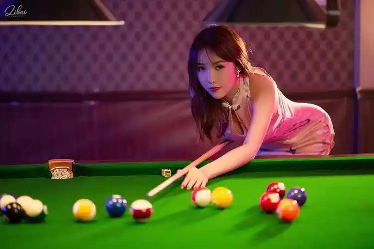 台球美女 - 全国模特摄影约拍