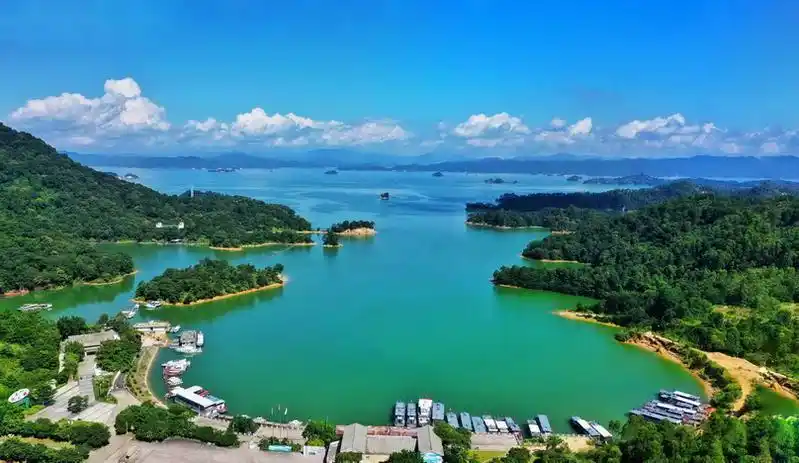 河源市万绿湖畔十月初拟实施人工增雨