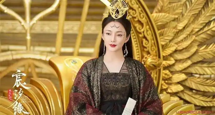 那也不出奇,素人其实也有撞脸的现象存在的,只是因为刘芊含和张嘉倪都