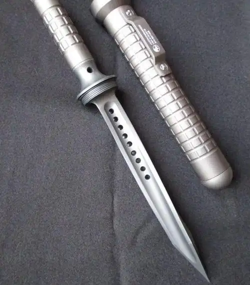 终极放血王:不寒而栗的三棱特战刀