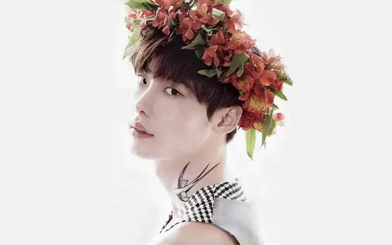 李钟硕壁纸图片