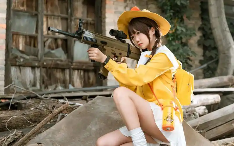 【cosplay】(肥肥雅)和平精英 小黄鸭!准备好被我瞄准了吗!