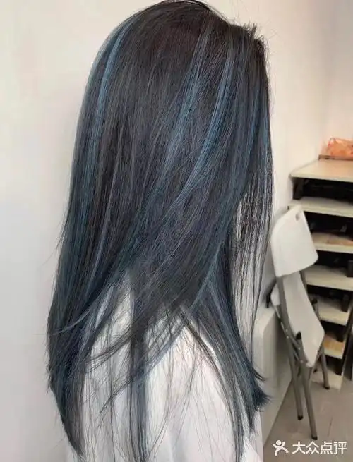 欧美渐变挑染蓝色上海染发发色