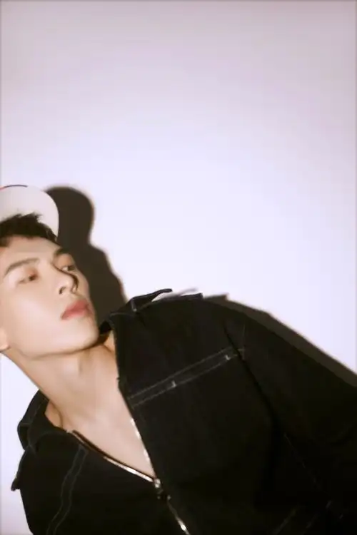 蒋雪鸣的新"形象",《全职高手》谋略军师与宠会长狂魔