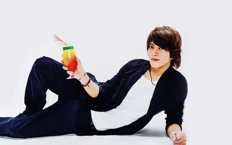 山下智久壁纸(1920)写真图片-自制640x1136壁纸.