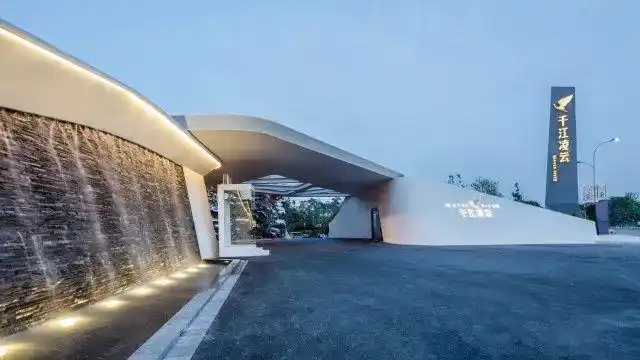 现代大门-花瓣网|陪你做生活的设计师 | en town kaew 接待中心景观