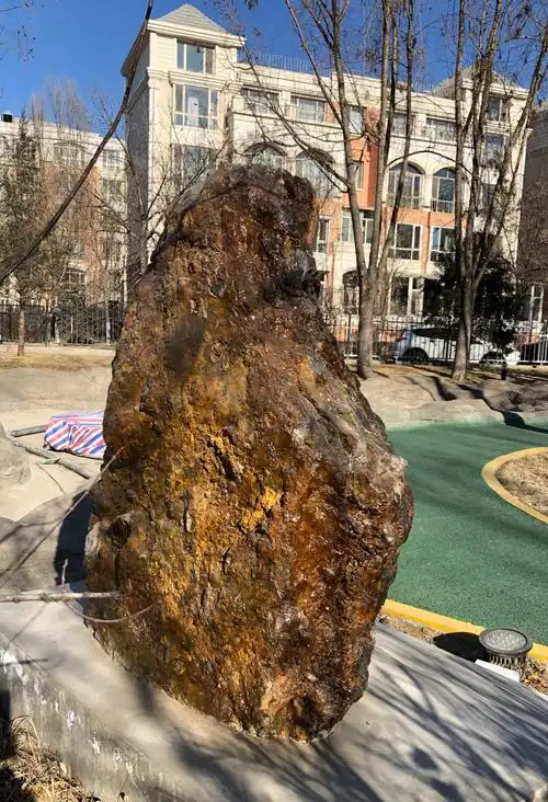 银矿石:产自新巴尔虎右旗额仁陶勒盖