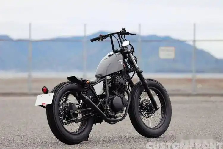 经典的铃木草上飞被完全改造:suzuki grasstracker | 每日一车_搜狐