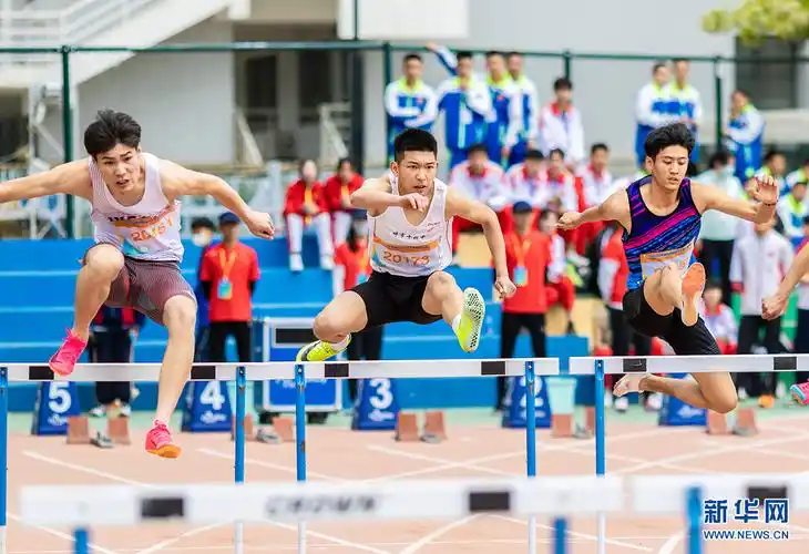 田径赛场青春飞扬