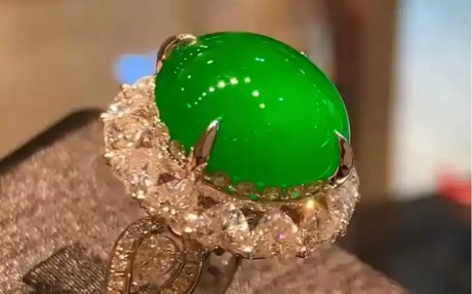 玻璃种帝王绿翡翠蛋面戒指缅甸天然a货翡翠工厂直销批发市场