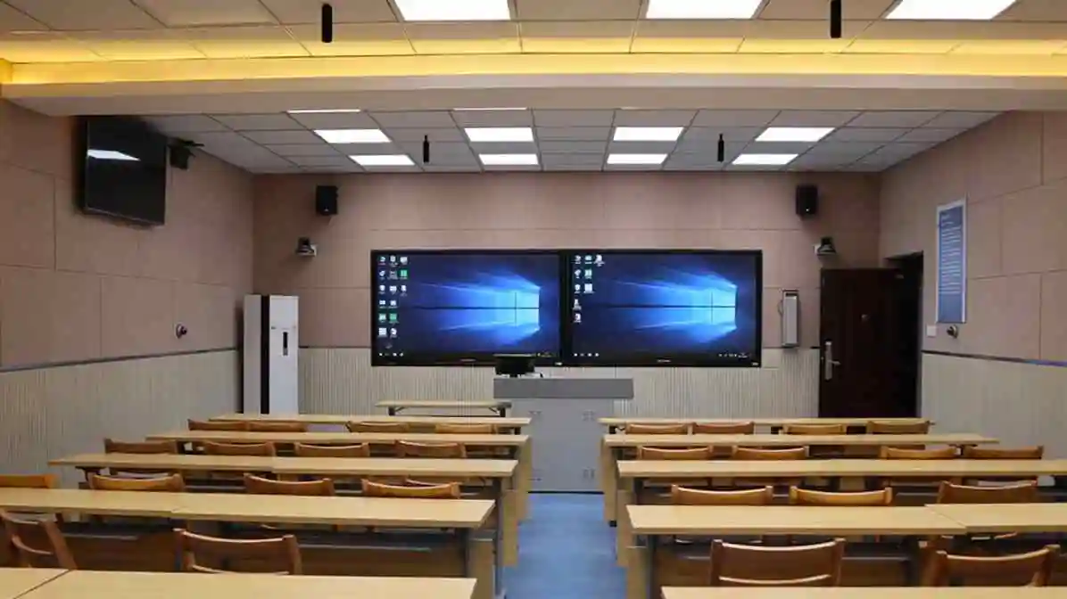 多媒体教学一体机如何改变传统教学模式?