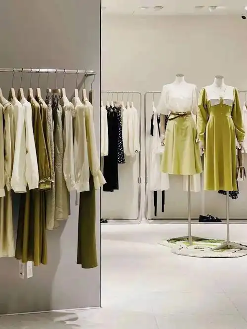 春装陈列分享导入期的女装店该这么陈列