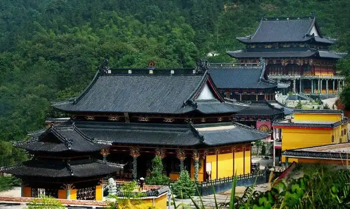 泰和寺:原名泰和庵 当地有名的风水宝地