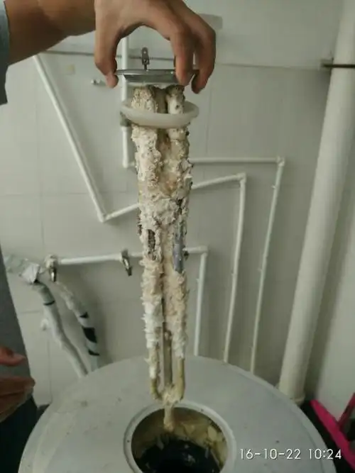 清除电热水器水垢的视频有吗