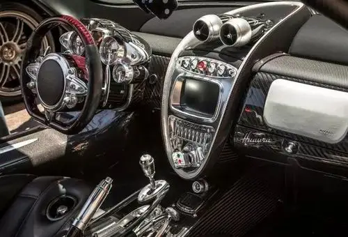 超级内饰诱惑只服风神帕加尼huayra