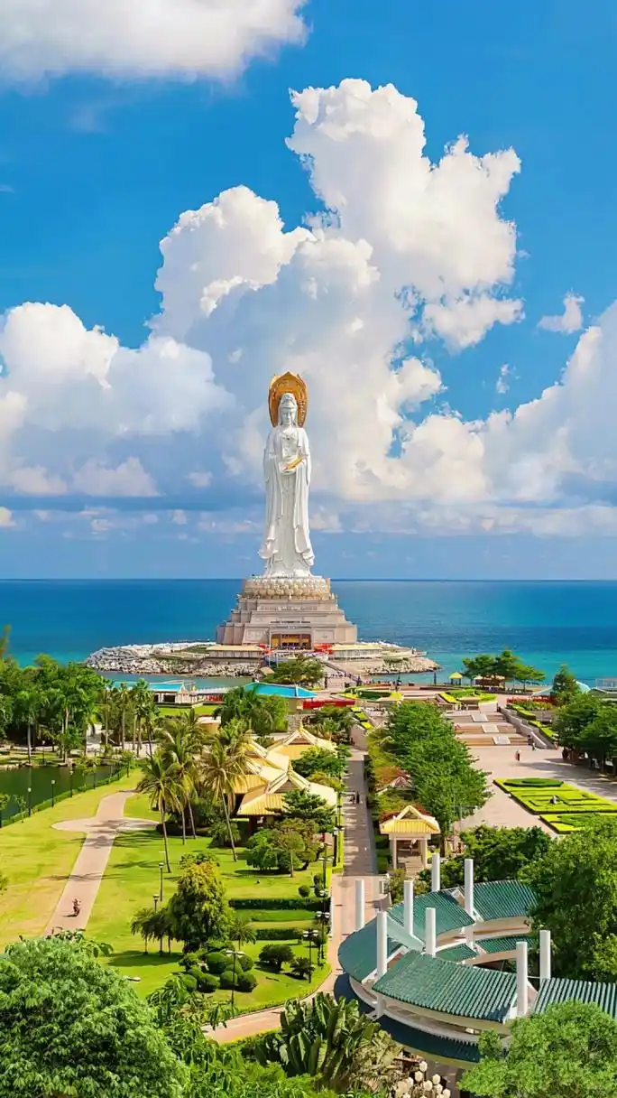 1,三亚自驾游同样充满乐趣,这个海南岛的城市周边遍布着众多自然镁鞍