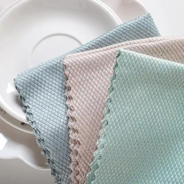 盖得排行:擦玻璃一直有水渍,是因为你还没用这款鱼鳞布