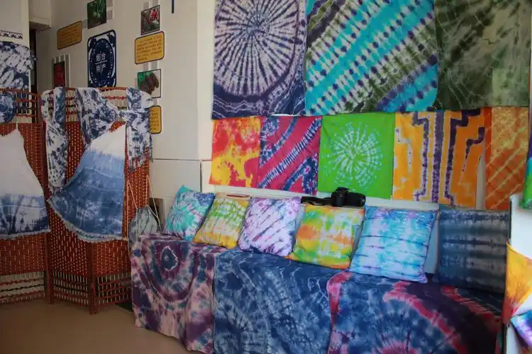 烟台双语实验学校创意扎染工作坊