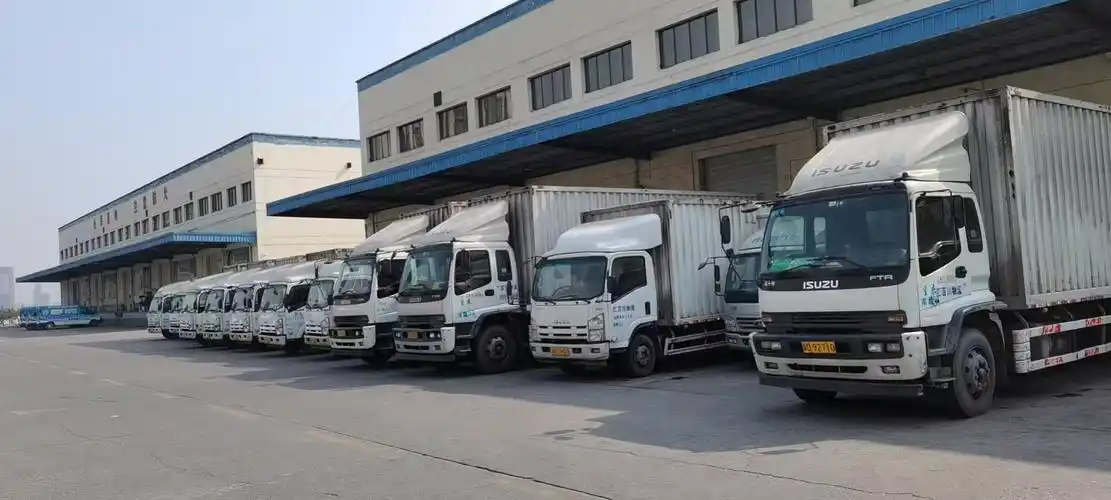 重庆汇百川物流有限公司 环境照片活动图片