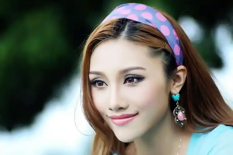 美女大头照 歌曲【14首】 - 梦中情 - 梦中情博客