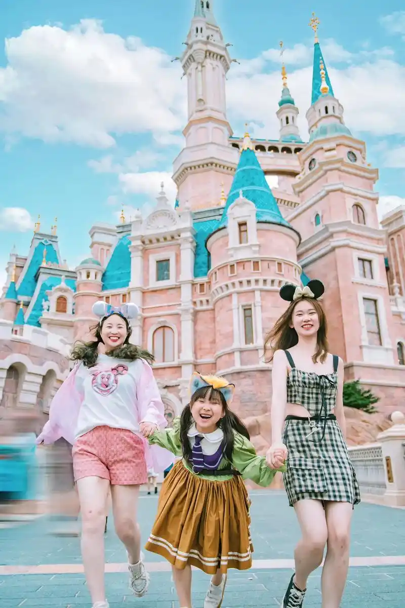九月上海迪士尼跟拍摄影师.