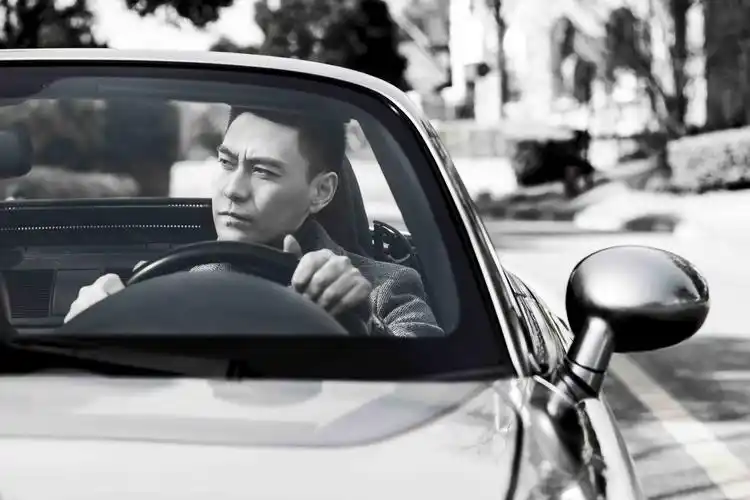 李飞 写真李飞 剧照